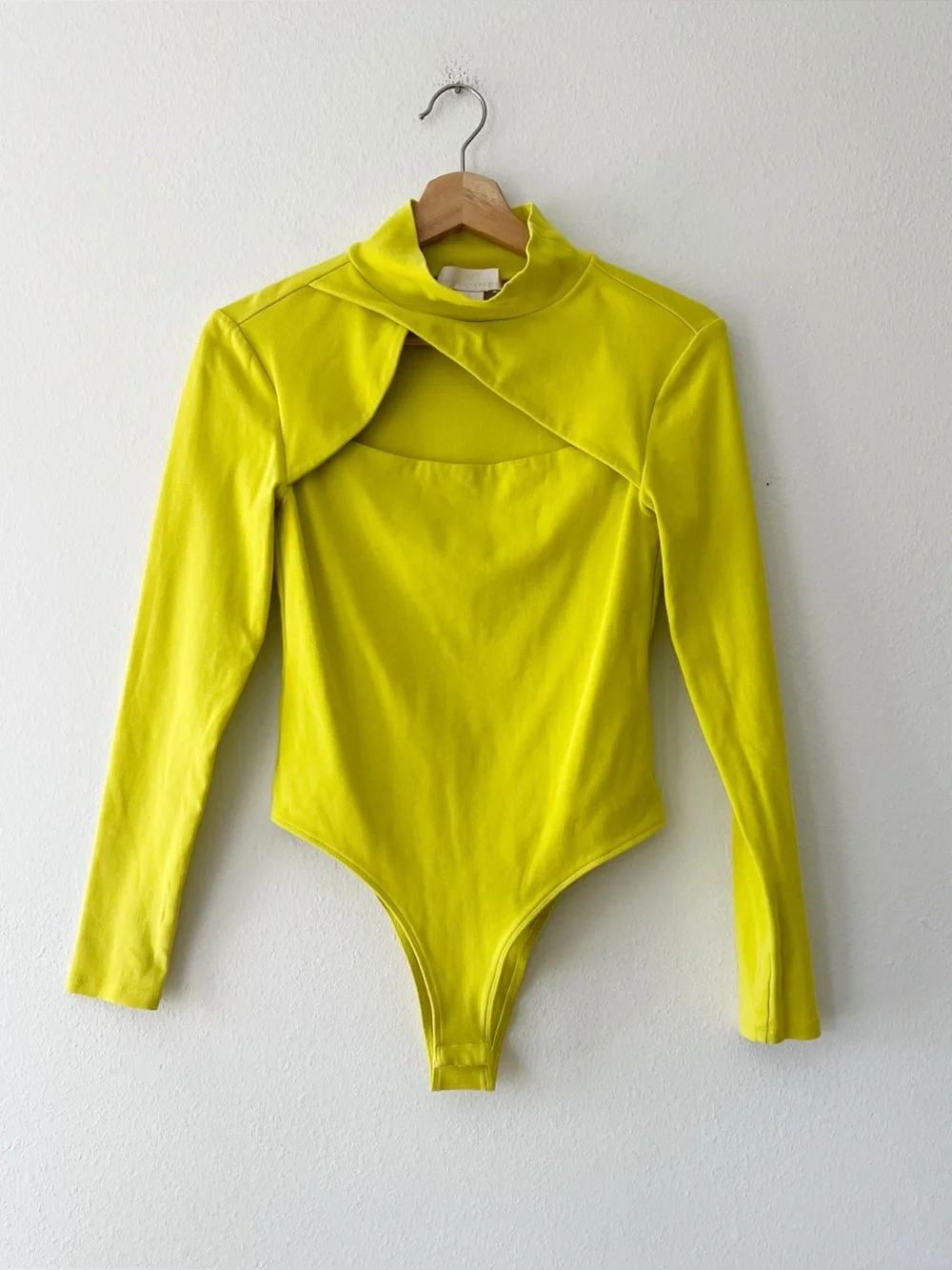 RACHEL PARCELL | Iconic Cutout Stretch Knit Bodysuit in Chartreuse | S - Picture 2 of 4